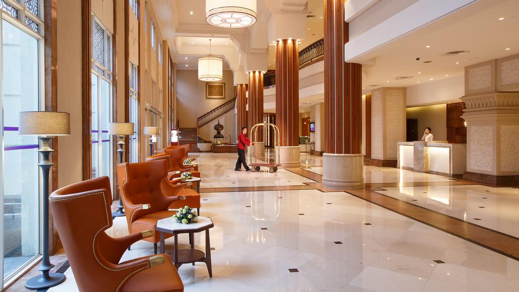 外国人に絶大な人気のパークロイヤルホテル(PARK ROYAL HOTEL）